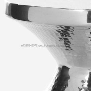 Table d'appoint martelée en aluminium - Product Image 2