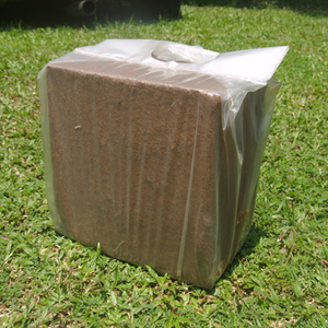 ใยมะพร้าวอัดก้อน 25 กก./ 5 กก. - Product Image 1