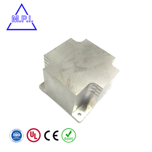 Pièces de précision en acier inoxydable usinées par CNC avec brochage pour l'audio et l'électronique grand public - Product Image 2
