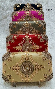 Sac à main de soirée élégant et tendance pour femme, avec perles et pierres multicolores, idéal pour mariage et fête, vente en gros - Product Image 4