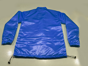 Chaqueta universitaria de poliéster satinado para hombre, chaqueta bomber de béisbol Letterman de satén con logotipo personalizado en blanco de alta calidad para hombre - Product Image 6