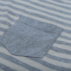 Camiseta a rayas de diseño personalizado de alta calidad para hombre con estampado - Product Image 2