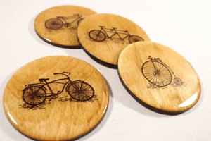 Sous-verre en bois personnalisé gravé - Product Image 2