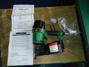 Cloueuse pneumatique APLUS C-65E CN65, longueur 32-65 mm, tiges de 2,1-2,5 mm - Product Image 3