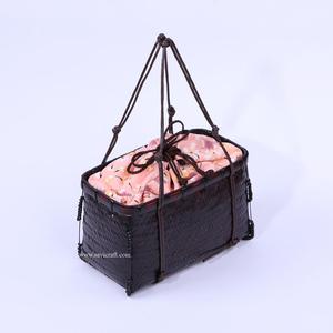 กระเป๋าคาดเอวไม้ไผ่คุณภาพสูงแบบกำหนดเองได้สไตล์แฟนนี่กันน้ำมีลวดลายสีสันสดใสสำหรับการเดินทางที่ทันสมัย - Product Image 4