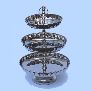 Giá Để Bánh Thiết Kế Cổ Điển Giá Để Bánh Trưng Bày Kim Loại Hình Tròn Màu Vàng Kim Thiết Kế Đơn Giản Hiện Đại Cho Bàn Dụng Cụ Làm Bánh - Product Image 2