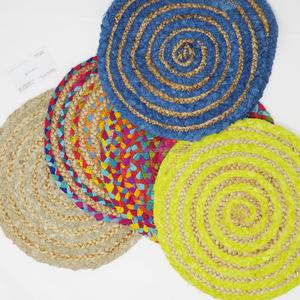 เป็นมิตรกับสิ่งแวดล้อมจุ๊ปจานรองแก้ว 4 ชิ้น Placemats สําหรับงานแต่งงานตกแต่งโรงแรมเป็นมิตรกับสิ่งแวดล้อมทําด้วยมือบ้านปอกระเจารอบ Placemat - Product Image 4