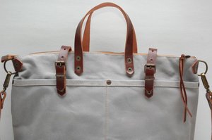 Sac en toile cirée avec fermeture éclair, fourre-tout en cuir, poignées, fermeture et fond, poche avant, couleur gris clair, lb 0053 - Product Image 4