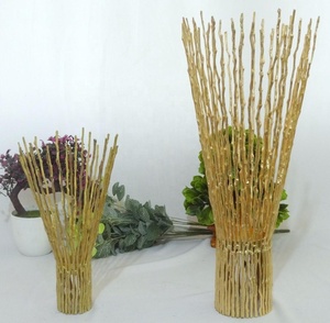 Vase à fleurs en laiton fantaisie Vantage de luxe moderne pour la décoration de la maison et l'utilisation de dessus de table avec taille personnalisée - Product Image 1