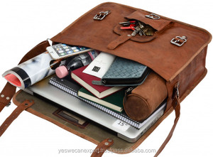 Maletín Bandolera de Cuero Genuino 100% Hecho a Mano y Personalizado, Estilo Bohemio Vintage, para Portátil - Product Image 3