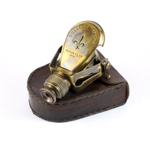 Monoculaire Dollond London 1920 en laiton vintage avec finition antique et étui en cuir, cadeaux originaux - Product Image 1