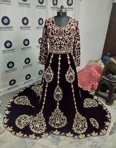Kaftan marroquí de boda con trabajo de cristal 3D pesado, ropa y accesorios musulmanes tradicionales - Product Image 1