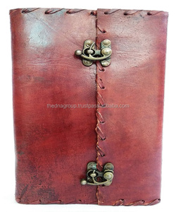 Diario de cuero puro de tamaño B5 de alta calidad hecho a mano con costuras laterales de diseño liso y dos cerraduras para tomar notas y escribir - Product Image 1