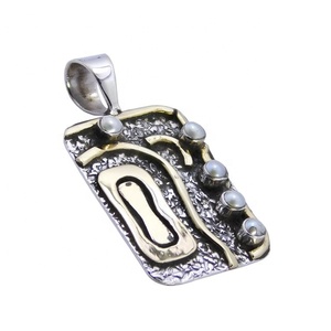 Dernier modèle Pendentif perle naturelle avec pierres précieuses Collier à breloques et pendentifs en argent sterling 925 massif - Product Image 1