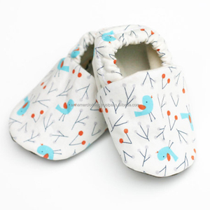 Bottes molletonnées pour bébé Zutano gris, organique, en tissu de coton, certifié CPSC, échantillon gratuit, de <span class=keywords><strong>6</strong></span> <span class=keywords><strong>mois</strong></span> - Product Image 1