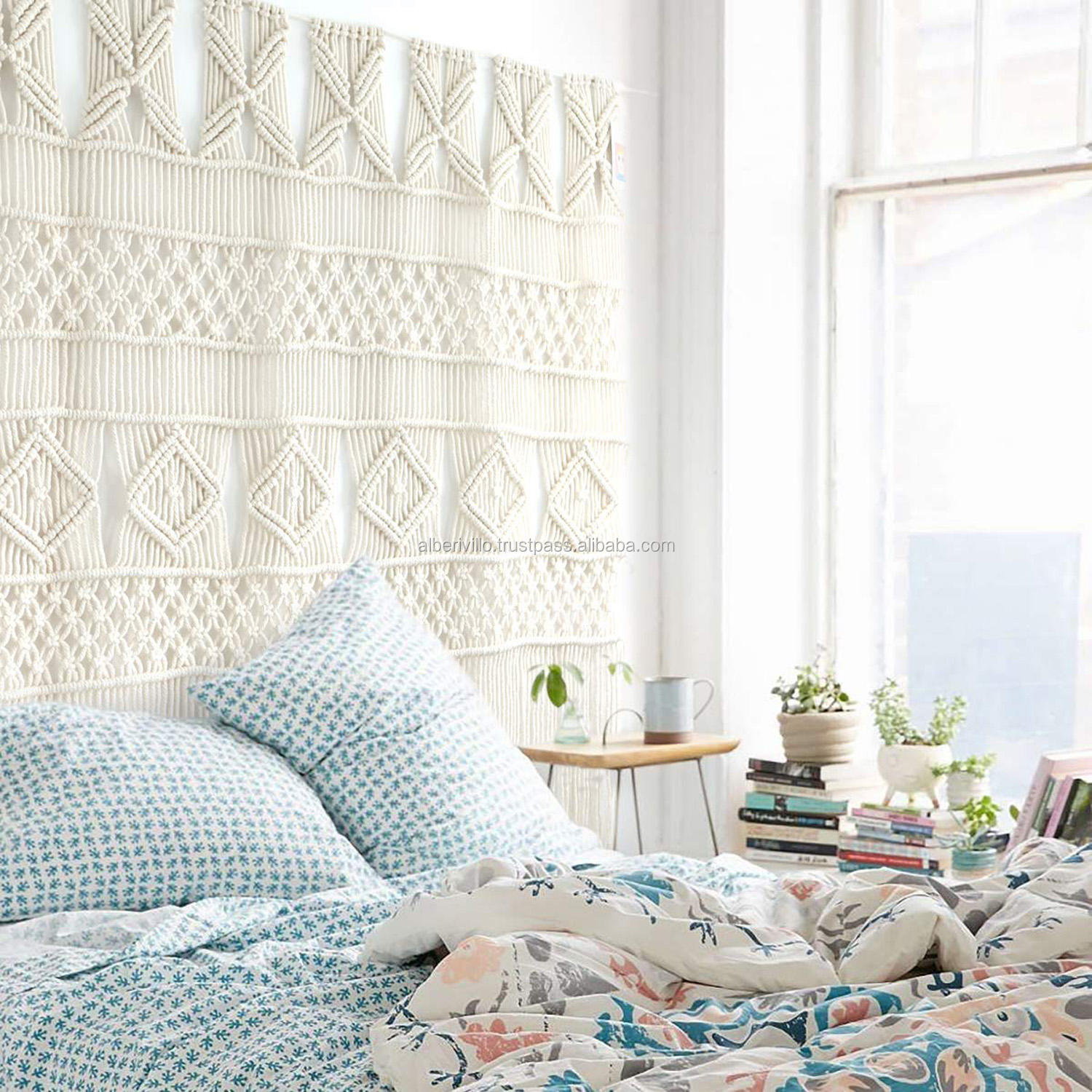 ธรรมชาติหรือย้อม