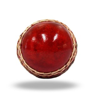 Ballon de cricket rouge et blanc HRM PC-10 - Product Image 5