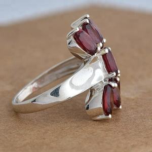 925พลอยโกเมนสีแดงทรงรีแหวนเงินสเตอร์ลิงประดับด้วยแหวนชุบเงินแหวนแฟชั่นสำหรับผู้หญิง - Product Image 3