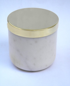 Pots à bougie décoratifs en marbre avec couvercle pour récipient Boîte blanche avec couvercle en métal en laiton - Product Image 2