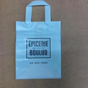 Sacs en plastique à poignée en boucle souple de fabrication vietnamienne - Product Image 1