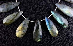 ลูกปัดมุกแบบเหลี่ยมเพชรพลอยธรรมชาติสำหรับสวนหินแท้ลูกปัดหนึ่งเส้นสินค้ามาใหม่ - Product Image 2