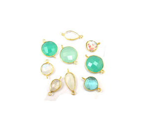 Connecteur de lunette vintage fait main en plaqué or avec multi pierres précieuses - Product Image 4