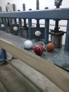 Fait à la main couture balles de cricket - Product Image 5