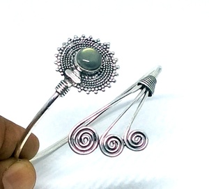 Bracelet manchette en argent Labradorite, pierre précieuse authentique - Product Image 2