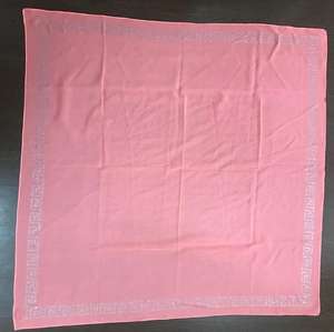 Écharpe en mousseline de soie douce avec bordure en strass pour le printemps - Product Image 6