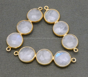 Colgante personalizable de piedra lunar redonda triple Joyería fina con chapado en rodio y oro para ocasiones de regalo - Product Image 2