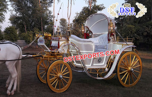 Melbourne Royal Black Horse Drawn Carriage Transport en bois artisanal pour les visites de mariage en anglais - Product Image 2