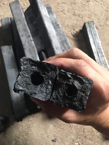 Vente en gros de briquettes de bois franc écologiques Modèles hexagonaux en morceaux de charbon de bois de sciure de bois sans fumée en bambou pour les restaurants de barbecue - Product Image 4