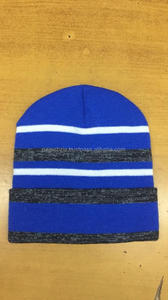 Bonnet d'hiver personnalisé en gros, bonnet d'hiver tricoté unisexe, chapeaux en acrylique tricotés sur mesure avec étiquette personnalisée - Product Image 3