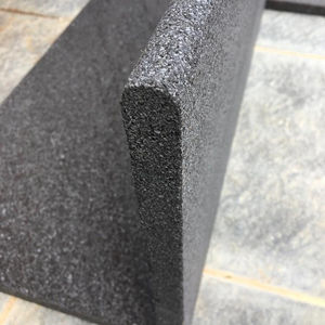 Bali Hitam Pool Coping Edge con Pedra Hitam Naturais Azulejos exteriores verdes para uso en exteriores - Product Image 3