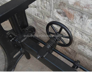 Base de mesa de manivela ajustable de hierro fundido - Product Image 3