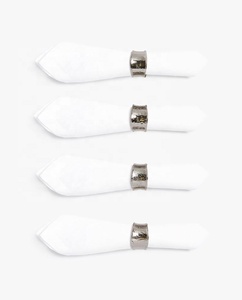 Juego de 4 servilleteros de plata elegantes Diseño elegante duradero para cenas exclusivas y ocasiones especiales - Product Image 1