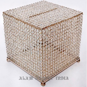 Boîte à mouchoirs en métal perlé pour mariage, argent et or, faite à la main - Product Image 1