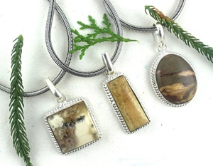 Pendentif en argent Sterling 92.5 en forme de mélange, image naturelle et bois de jaspe dendritique, Agate, pierre précieuse, cadeau mignon pour femmes - Product Image 1