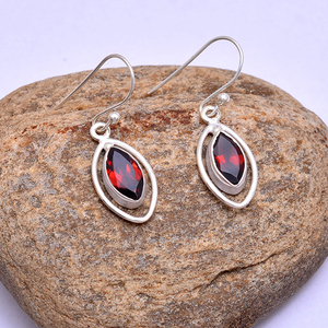 Hermosa forma de marquesa 925 Pendientes colgantes de plata esterlina con múltiples piedras preciosas Pendiente de moda para boda, aniversario, regalo. - Product Image 1