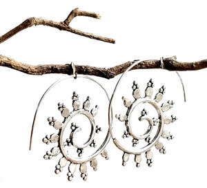 Pendientes de plata en espiral, pendientes de aro de joyería India más vendidos - Product Image 2