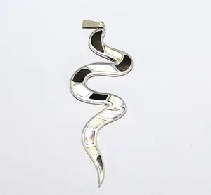 天然珍珠母宝石925实心纯银蛇设计吊坠2 1/2 “长珠宝盘绕爬行动物吊坠