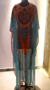 Caftán impreso Digital multicolor bien elaborado. Caftán - Product Image 6