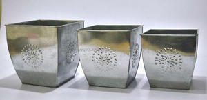 IHA IHAM025 Design classique Grand et petit pot de fleurs carré vertical pour jardin au sol Finition galvanisée Pots de fleurs d'intérieur/extérieur - Product Image 4