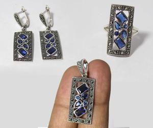 Ensemble de bijoux boucles d'oreilles, bagues et pendentifs en argent sterling avec pierres précieuses en tanzanite et marcassite naturelles véritables - Product Image 1