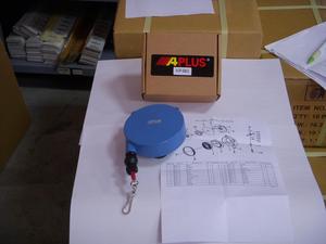 APLUS-Equilibrador de resorte de grado industrial 0,5-1.2KGS 160CM Carrera máxima personalizable Soporte OEM - Product Image 3