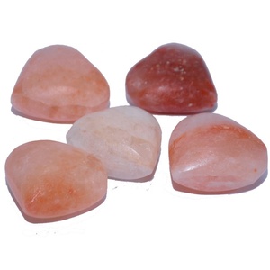 หินนวดเกลือหิมาลัยธรรมชาติบริสุทธิ์แบบ100% เครื่องนวดเท้ารูปหัวใจสำหรับการใช้ตาใบหน้าบริเวณลำคอและหลัง - Product Image 3