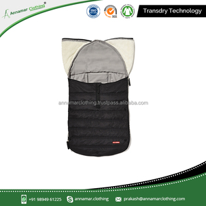 Poussette pour bébé en matériau biologique, couvre-pieds avec moniteur de taux élévé - Product Image 4