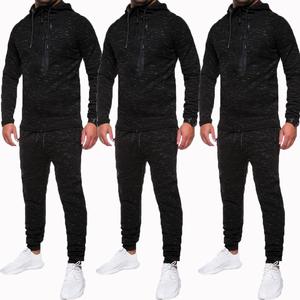 Color negro Regular Fit Sportswear Activewear Chándales Material de lana de algodón Alta calidad Precio barato Chándales de invierno Adulto - Product Image 1