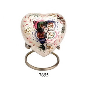 Urne funéraire en laiton en forme de cœur pour cendres humaines, urne funéraire traditionnelle bon marché à bas prix - Product Image 3