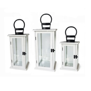 Lanternes de bougie en bois faites à la main de qualité supérieure pour la décoration de la maison avec dessus en métal disponibles à l'exportation - Product Image 6